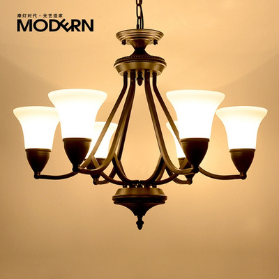 美式乡村与北欧简约的完美融合 铁艺吊灯的多场景应用