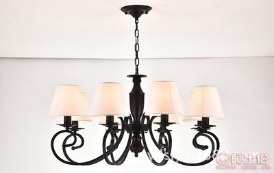点亮家居艺术 DD680美式乡村铁艺吊灯，奢华与温馨的完美融合